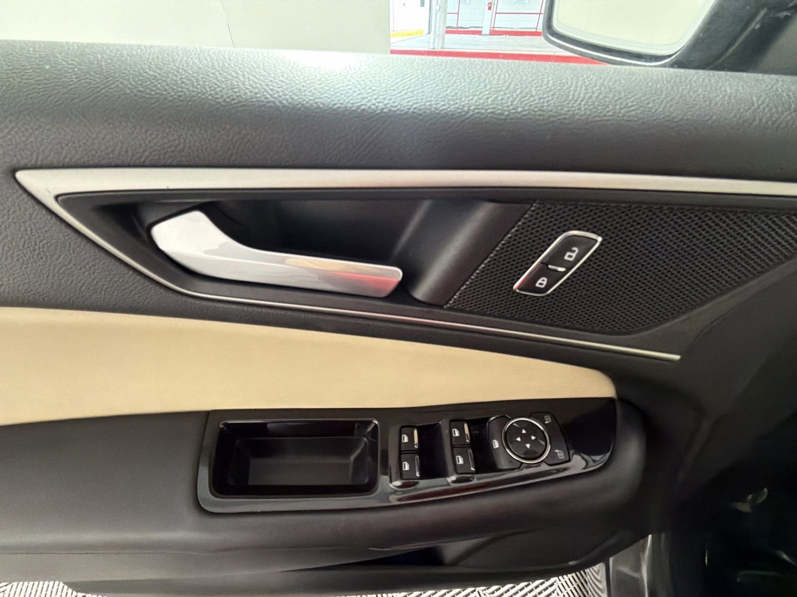 Used 2017 Ford Edge SEL w/ Equipment Group 201A image 15