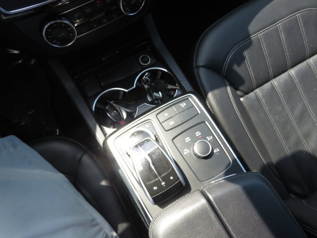 Used 2018 Mercedes-Benz GLE 350 4MATIC image 24