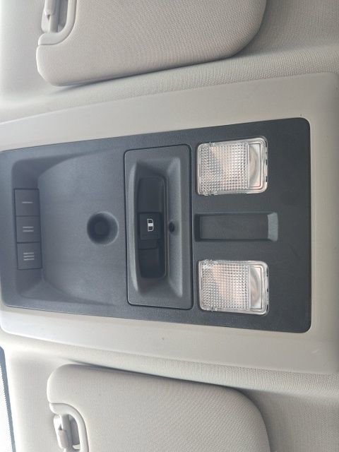 Used 2017 RAM 2500 SLT w/ Black Appearance Group image 17