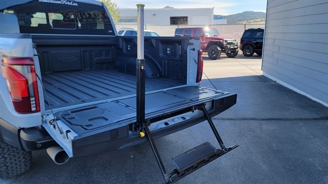Used 2026 Ford F150 Raptor AWD/4WD image 9