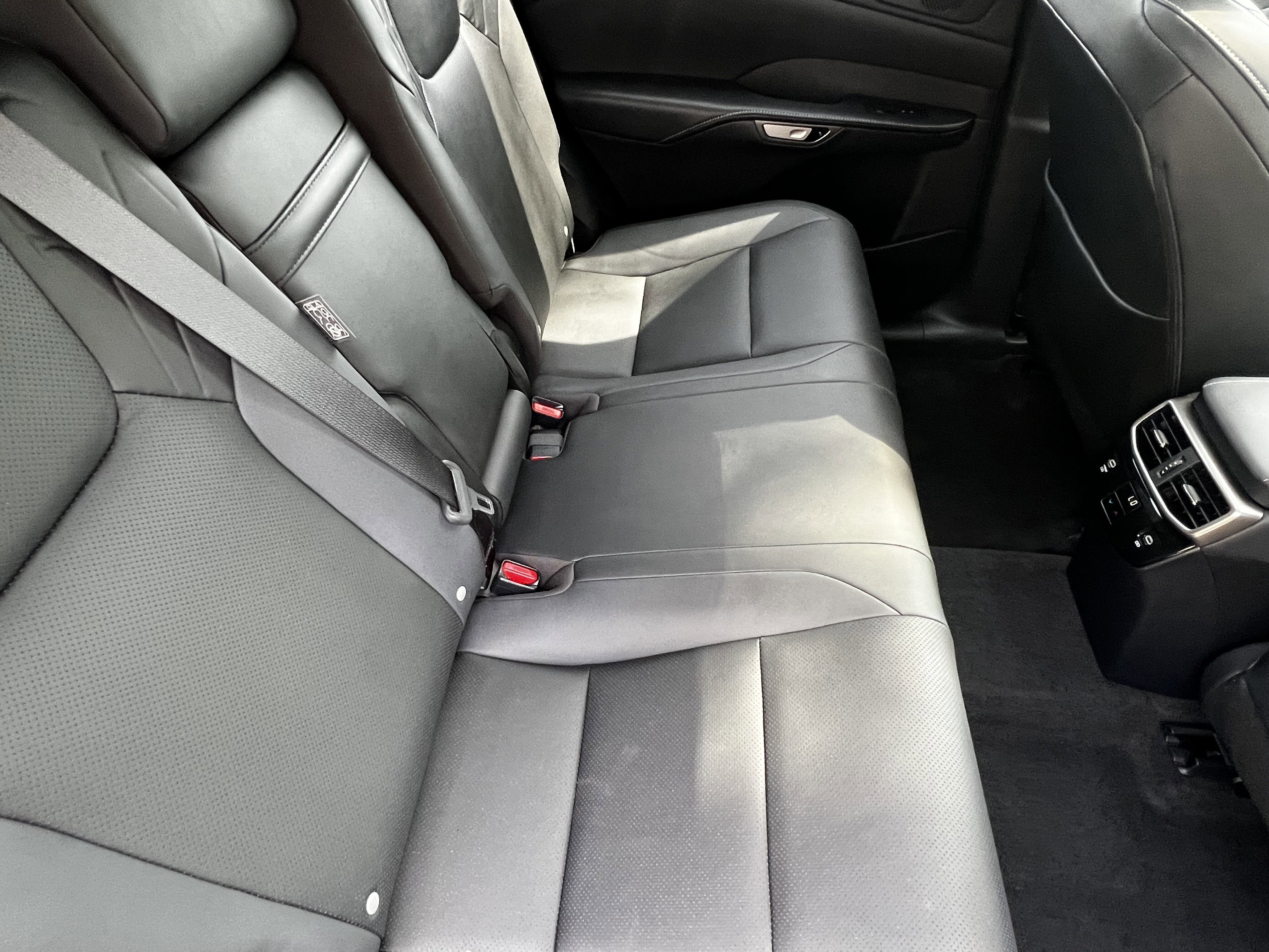 Used 2023 Lexus RX 350 Premium w/ Accessory Package image 39