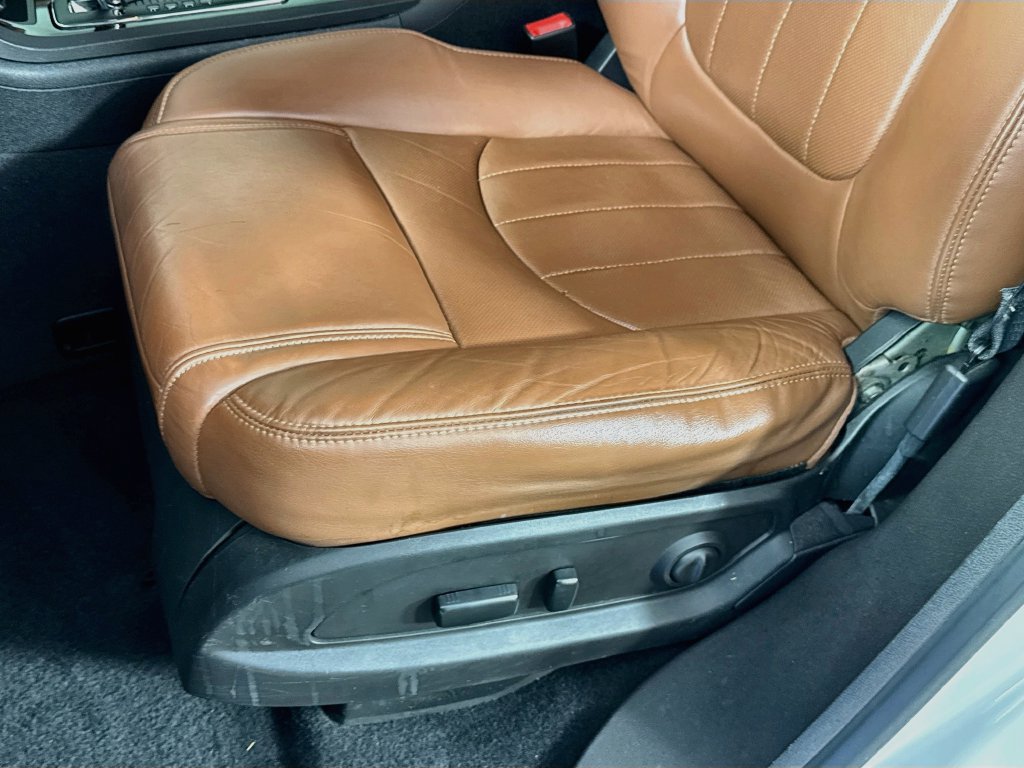 Used 2017 Chevrolet Traverse Premier FWD image 22