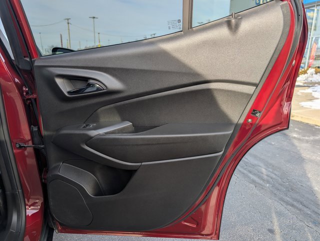 Used 2024 Chevrolet Trax RS w/ Driver Confidence Package image 18