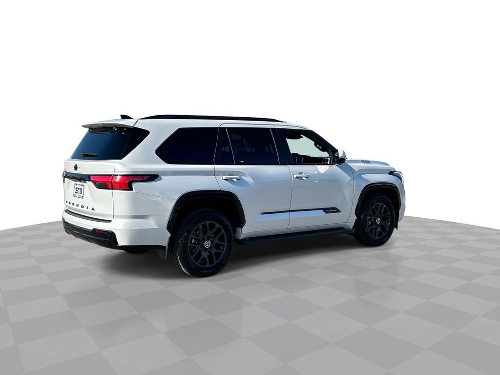 Used 2024 Toyota Sequoia Platinum image 8