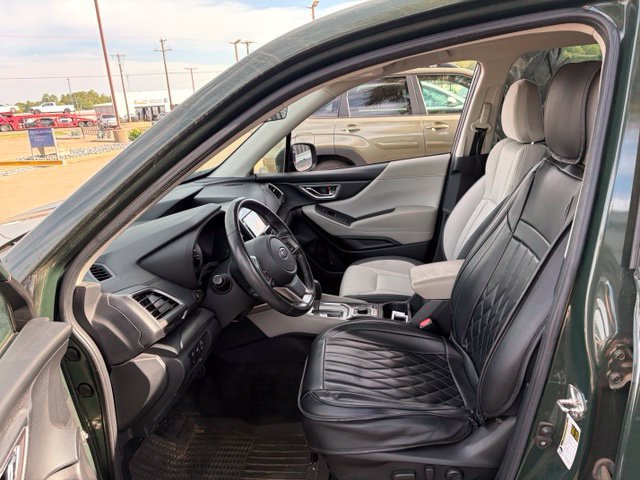 Used 2022 Subaru Forester Premium AWD/4WD image 6