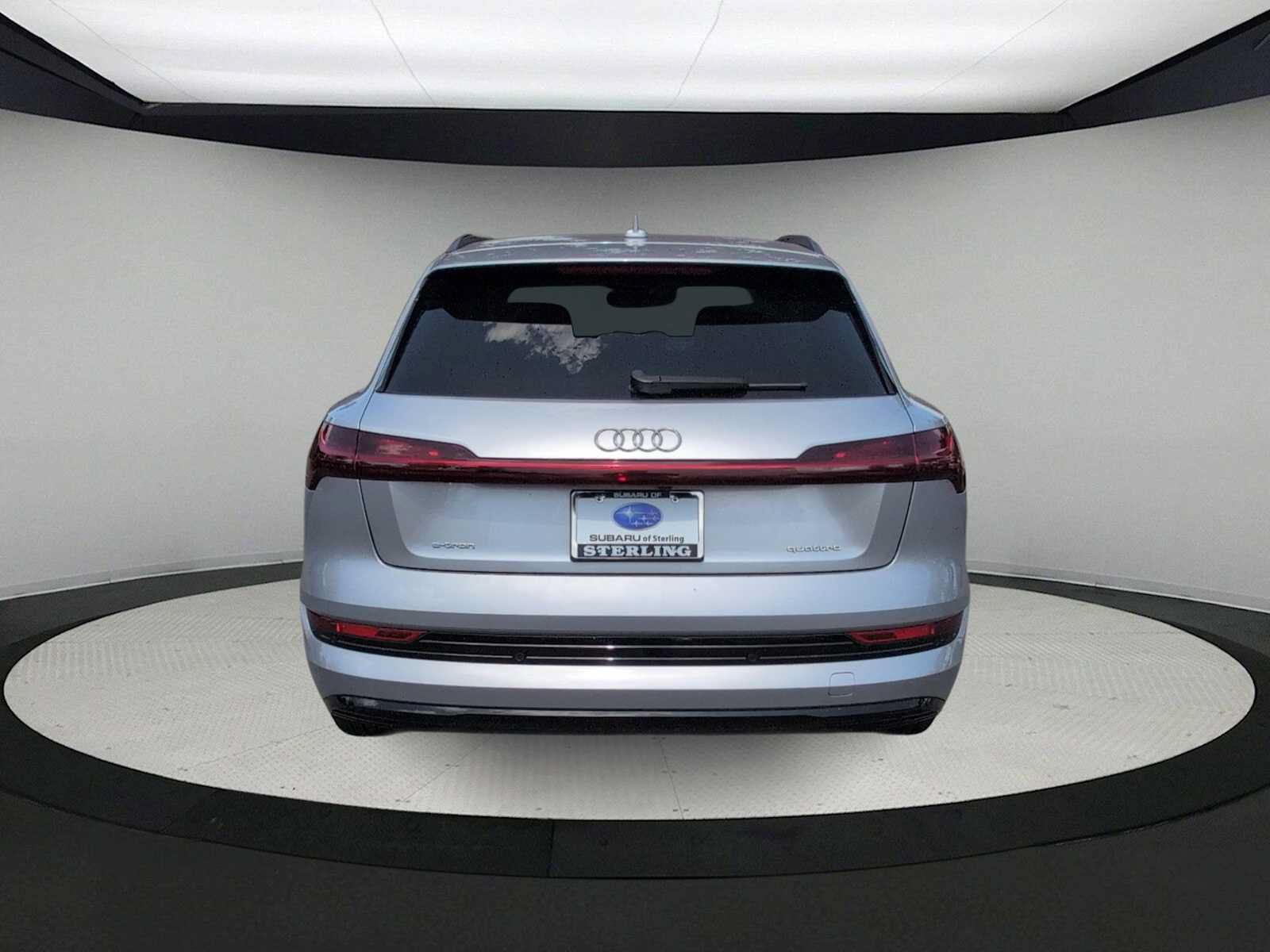 Used 2022 Audi e-tron Premium w/ Convenience Plus Package AWD/4WD image 7