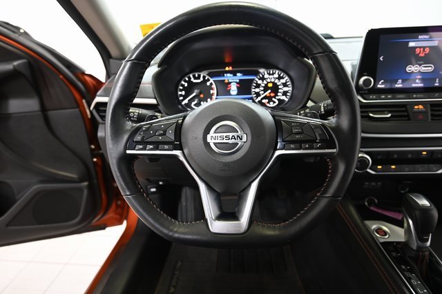 Used 2020 Nissan Altima 2.5 SR w/ Premium Package image 4