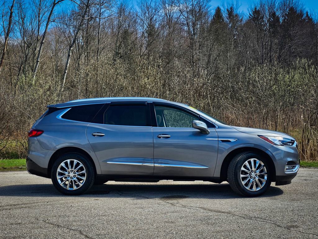 Used 2019 Buick Enclave Premium w/ Experience Buick Package image 2