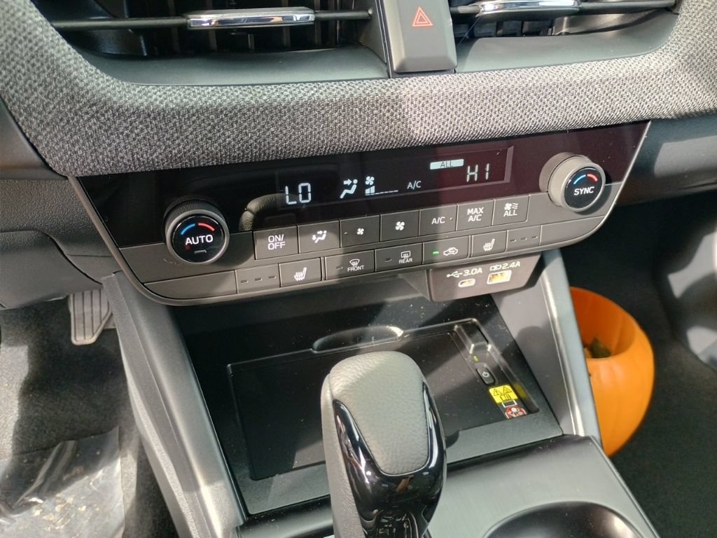New 2026 Subaru Outback Limited AWD/4WD image 22