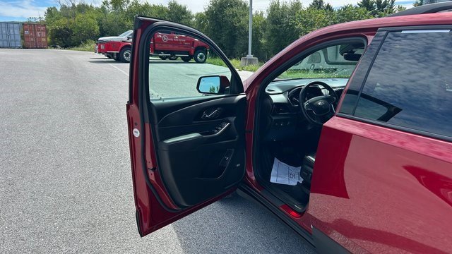 Certified 2023 Chevrolet Traverse RS image 7