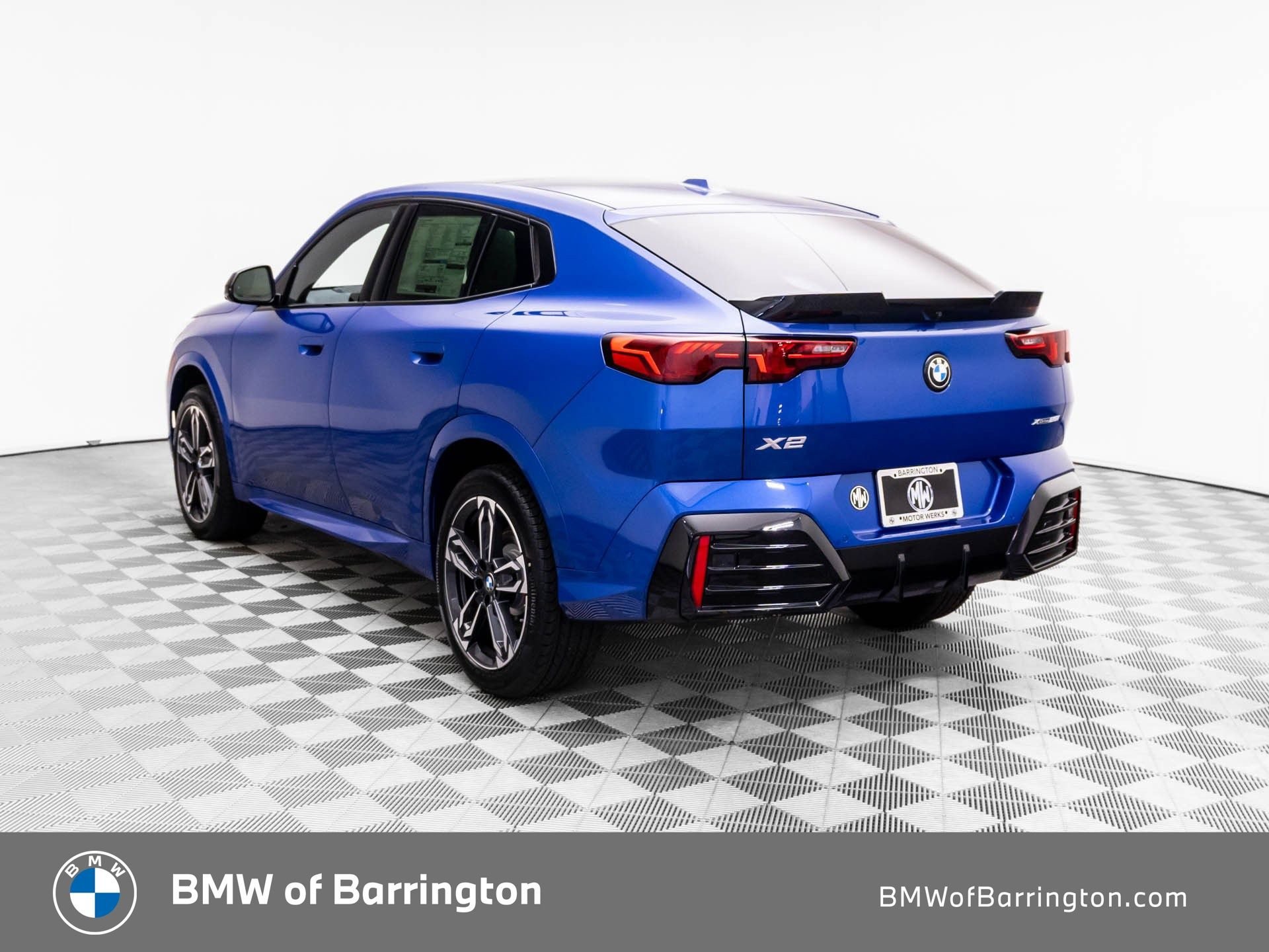 New 2026 BMW X2 xDrive28i w/ Technology Package AWD/4WD image 3