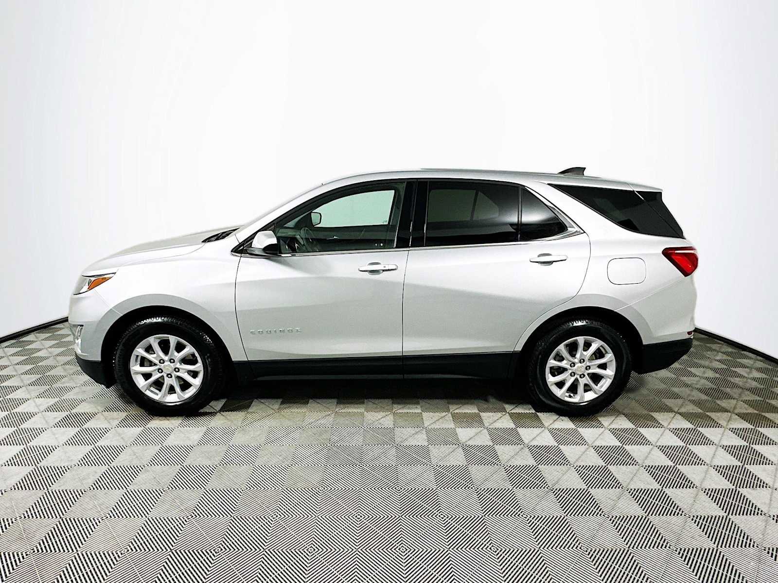 Used 2020 Chevrolet Equinox LT image 4