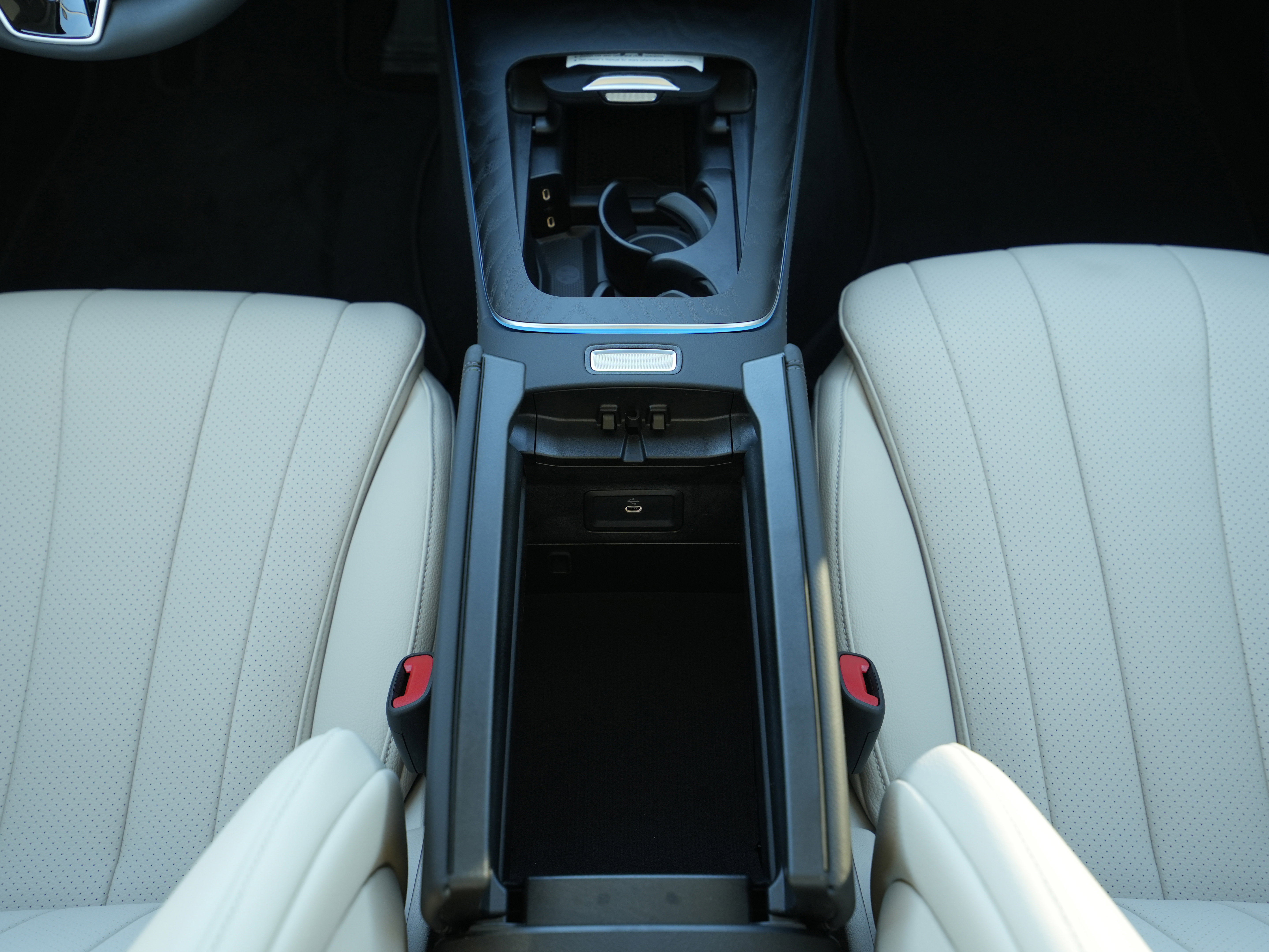 New 2026 Mercedes-Benz E 350 4MATIC Sedan image 28