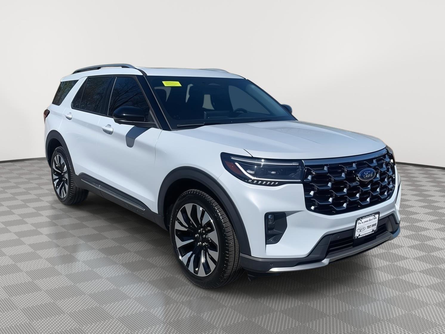 Used 2025 Ford Explorer Platinum w/ LUX Leather Package AWD/4WD image 7