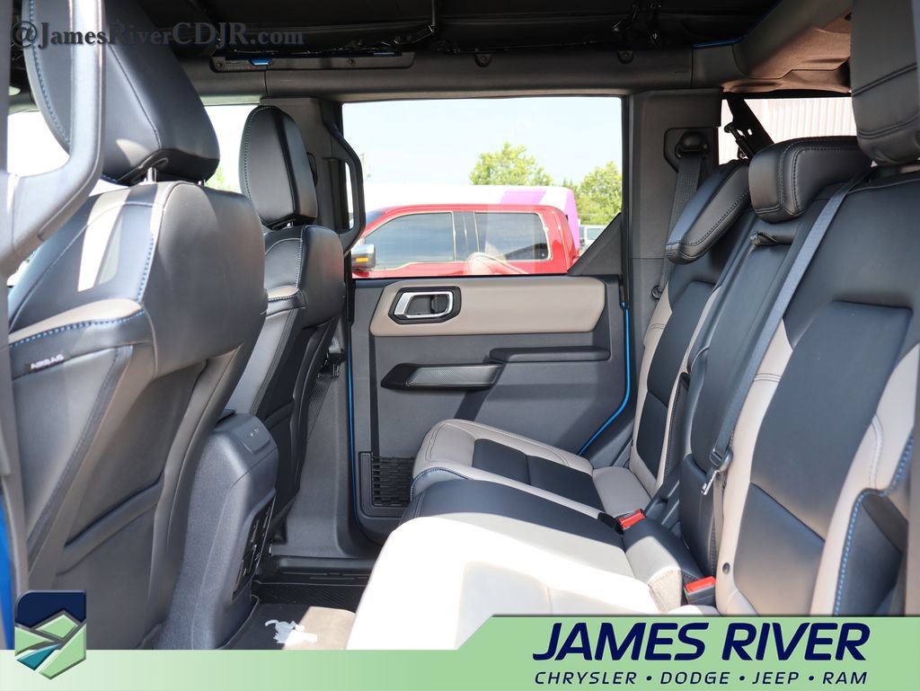 Used 2024 Ford Bronco Wildtrak AWD/4WD image 17