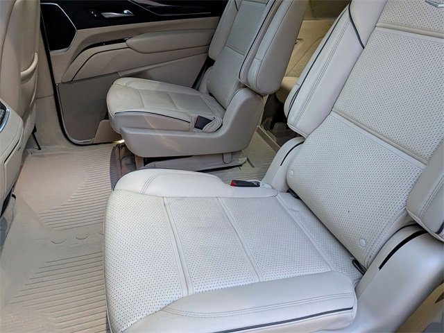 Certified 2023 Cadillac Escalade Premium Luxury w/ Performance Package image 22