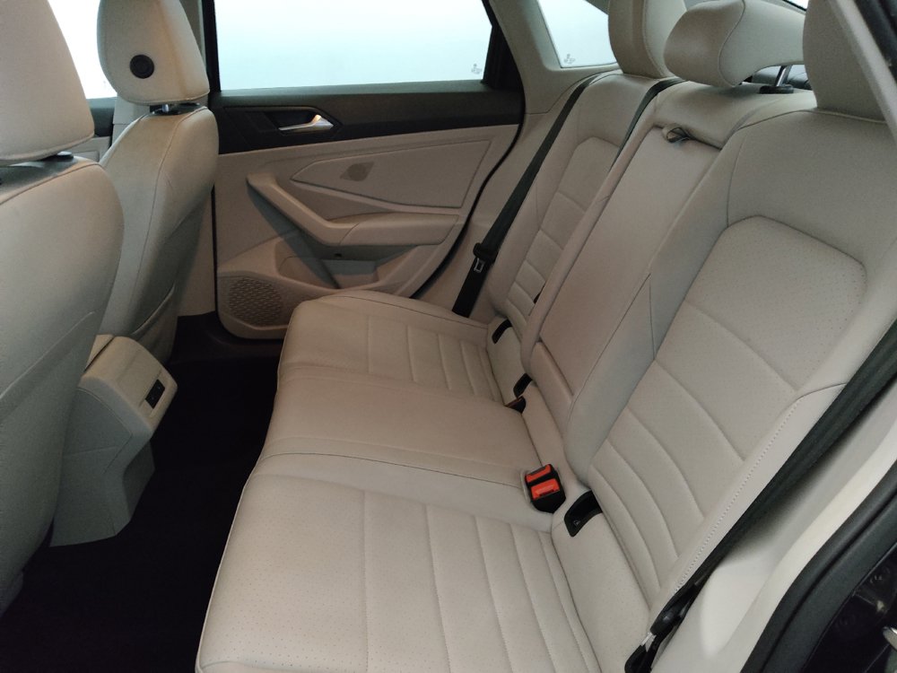 Used 2021 Volkswagen Jetta SEL FWD image 18