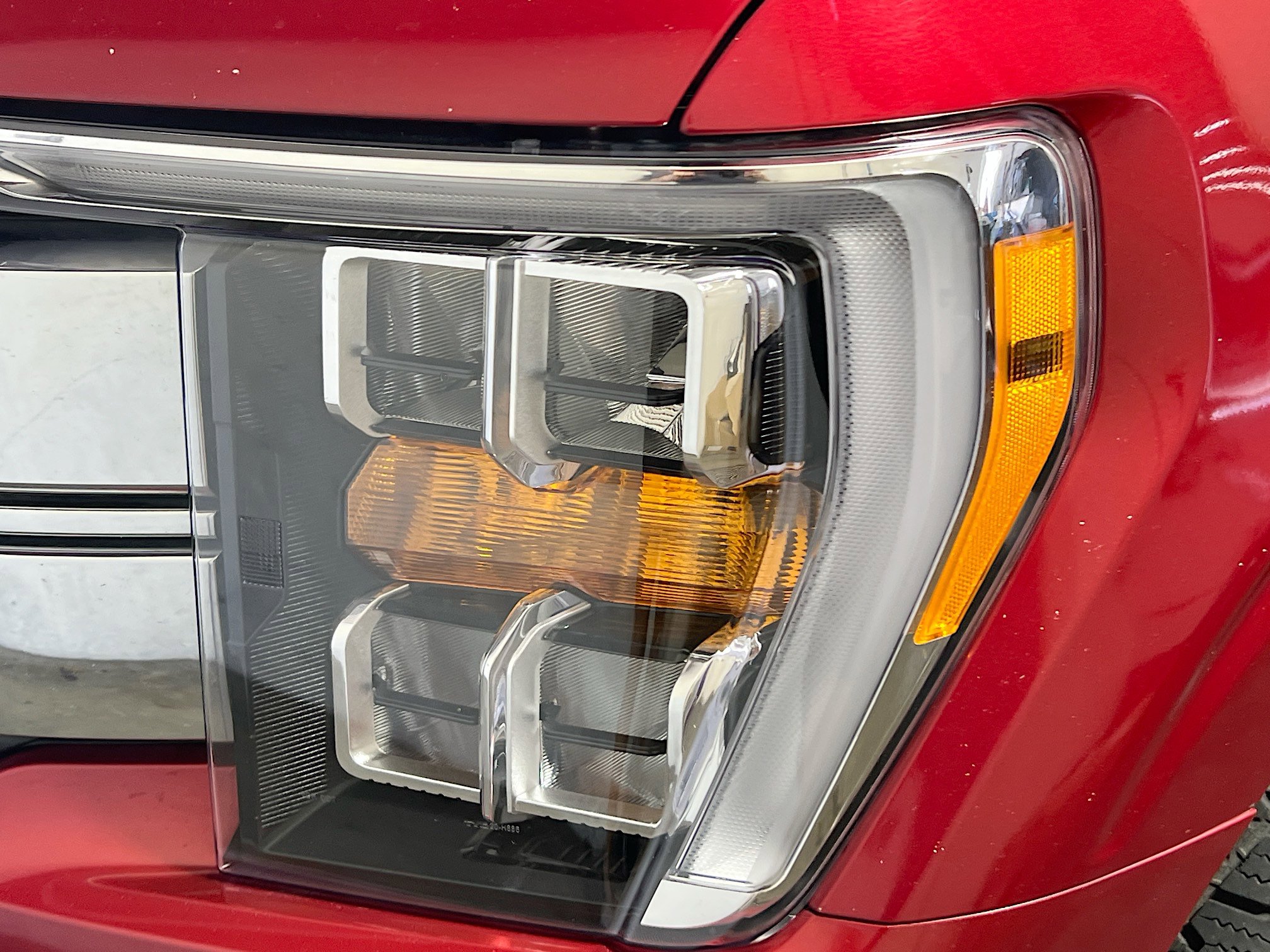 Used 2022 Ford F150 Lariat AWD/4WD image 11