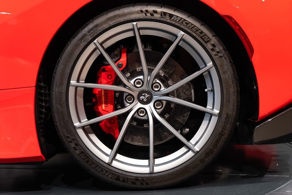 Certified 2020 Ferrari 488 Pista Coupe RWD image 15