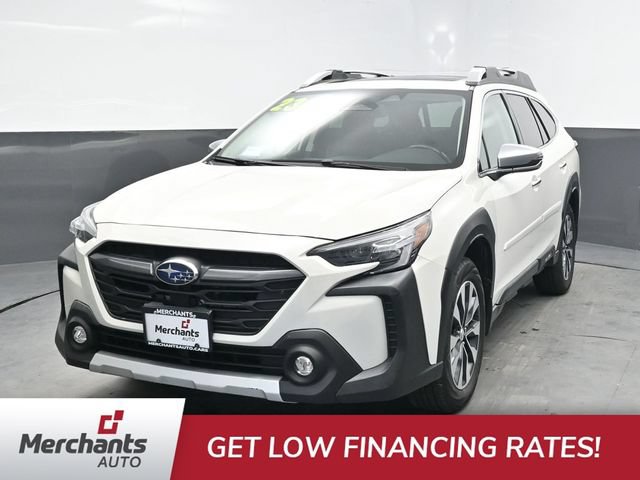 Used 2023 Subaru Outback Touring AWD/4WD image 2