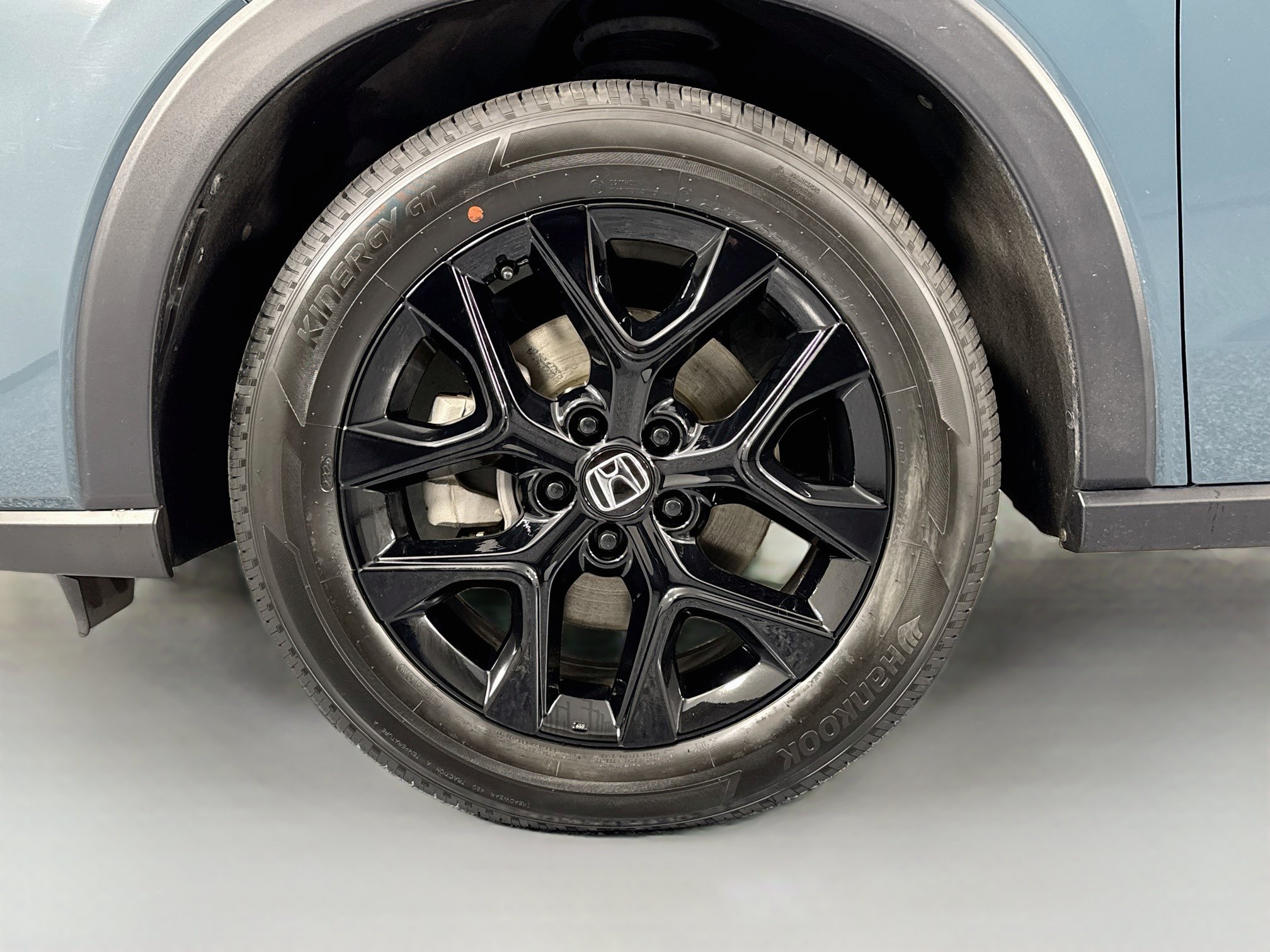 Certified 2025 Honda HR-V Sport image 29