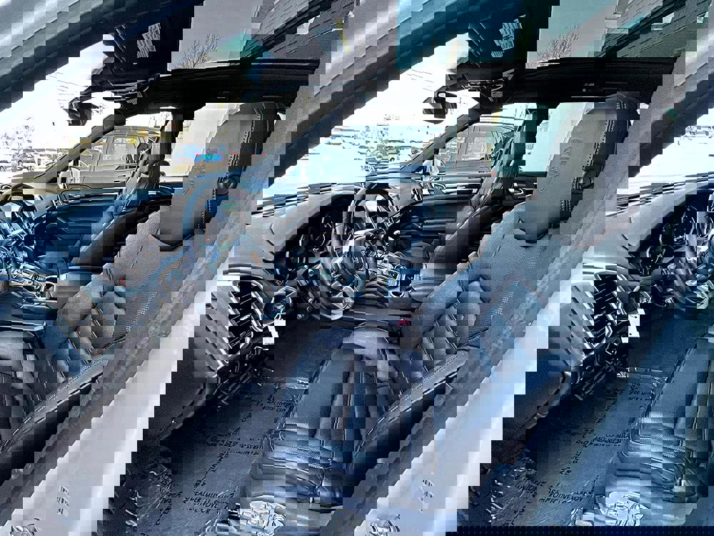 Used 2017 Porsche Cayenne Platinum Edition image 4