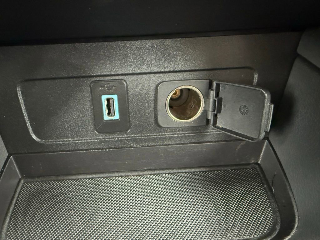 Used 2018 Ford Escape SE image 24