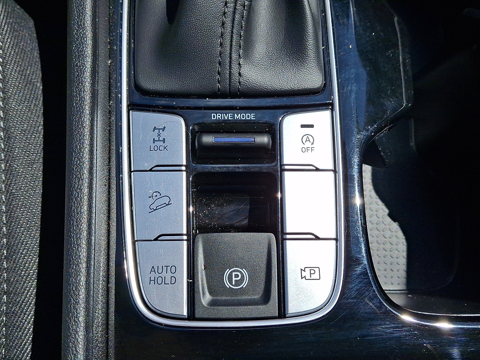 Certified 2025 Hyundai Tucson SE AWD/4WD image 24