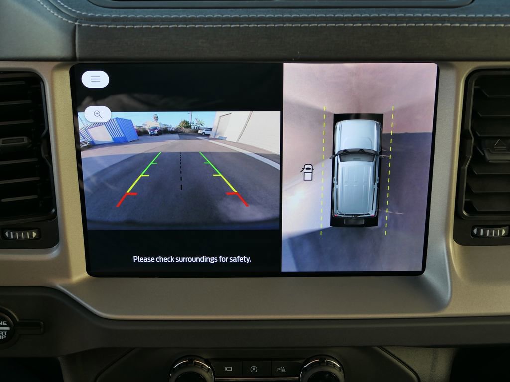 Used 2025 Ford Bronco Outer Banks image 21