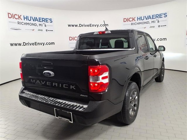 Used 2022 Ford Maverick XLT w/ Equipment Group 300A Standard image 4