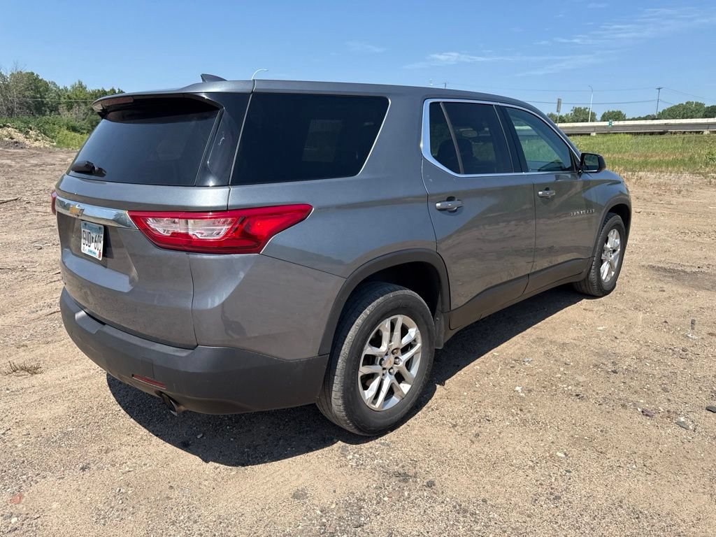 Used 2018 Chevrolet Traverse LS AWD/4WD image 11