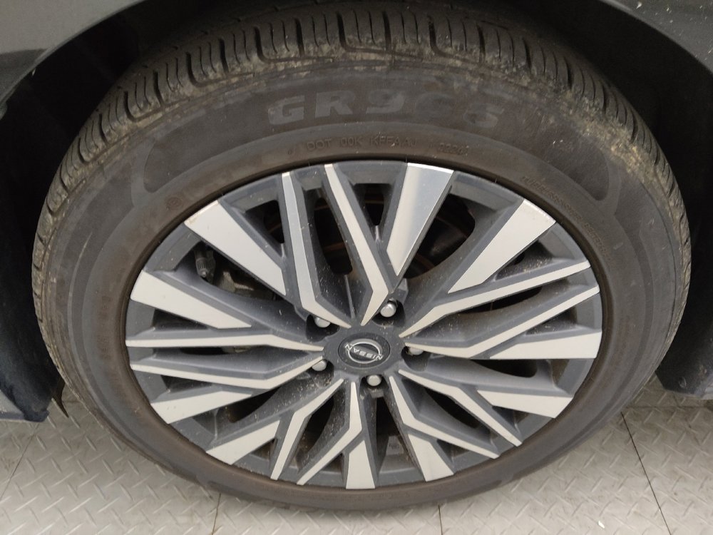 Used 2024 Nissan Altima 2.5 SV image 31