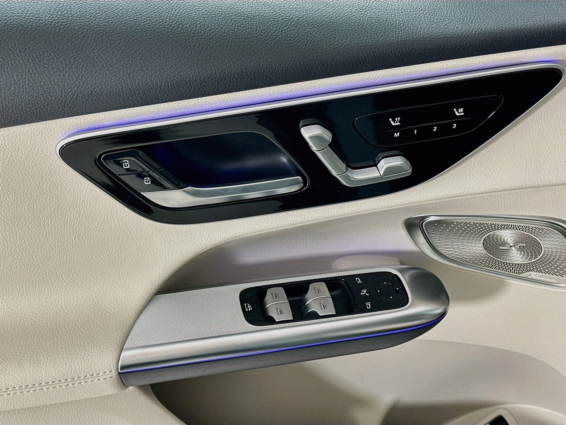 New 2027 Mercedes-Benz GLC 300 image 19