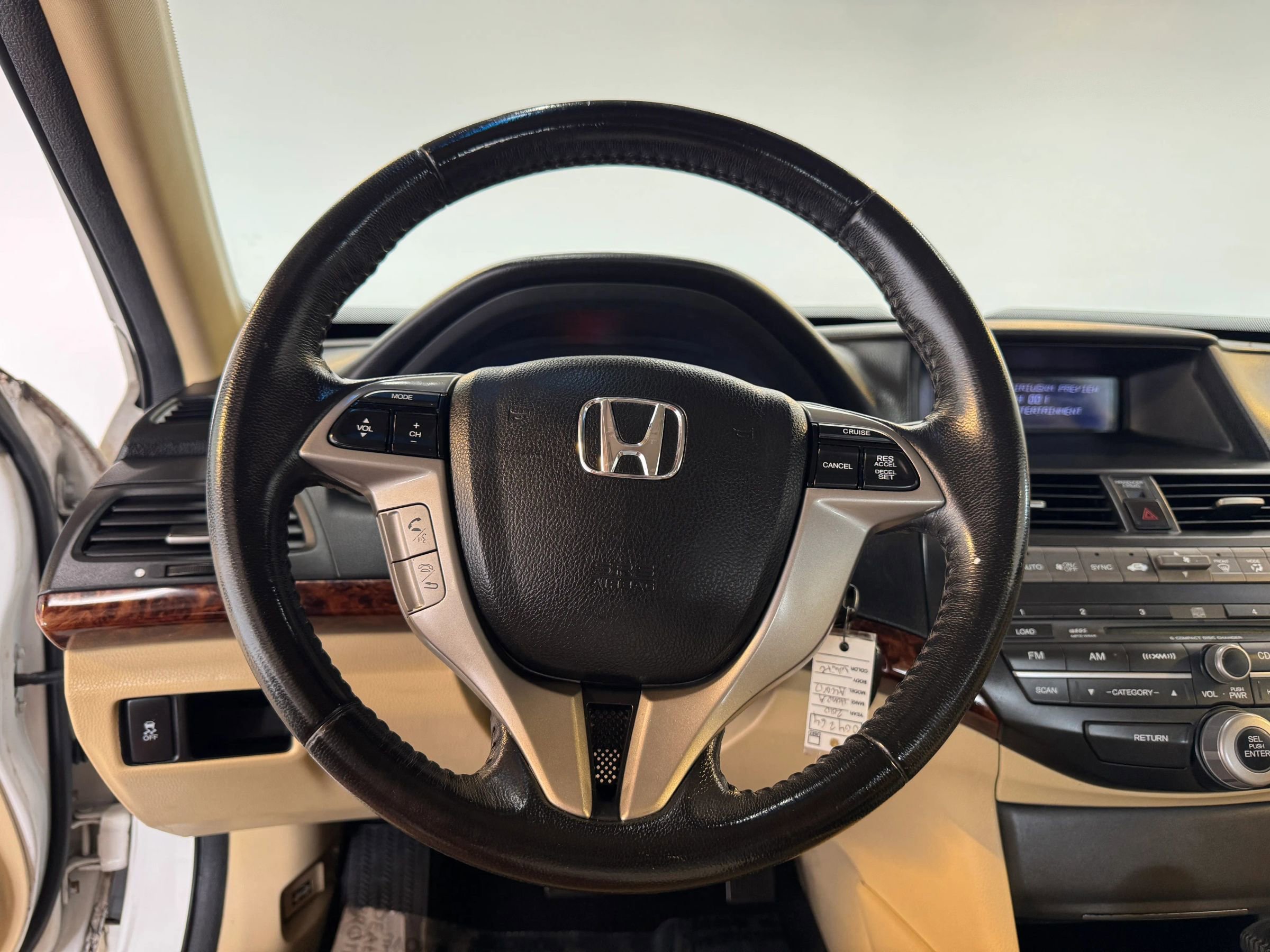 Used 2010 Honda Crosstour EX-L image 16