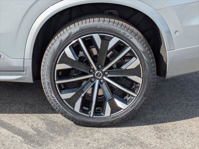 New 2026 Volvo XC90 T8 Ultra w/ Protection Package Premier AWD/4WD image 6