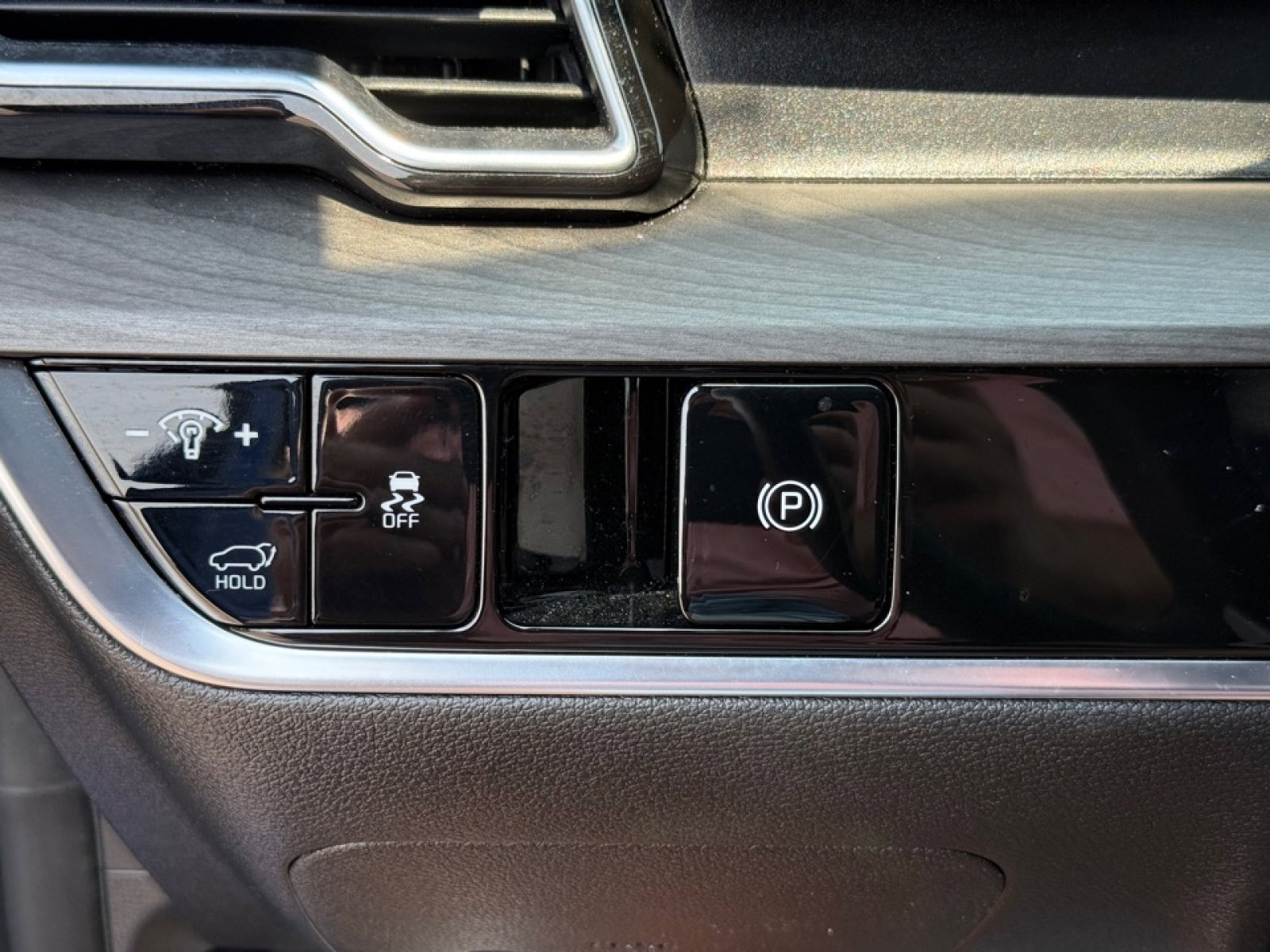 Used 2023 Kia Sportage X-Line w/ X-Line Premium Package image 34