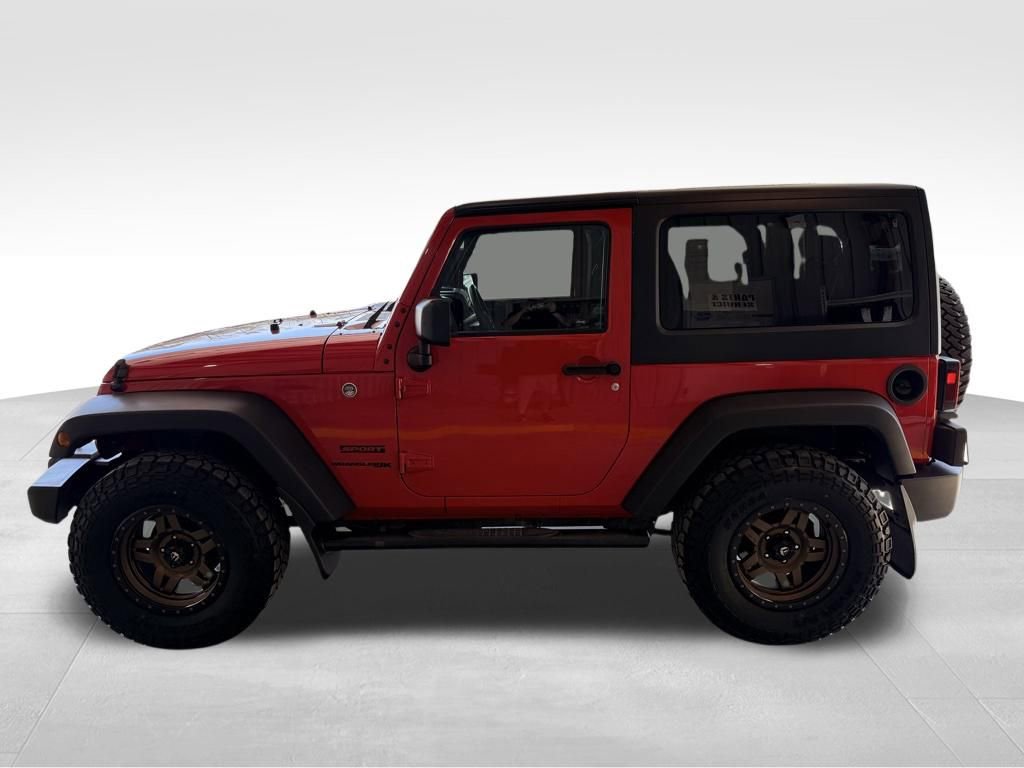 Used 2018 Jeep Wrangler Sport AWD/4WD image 2