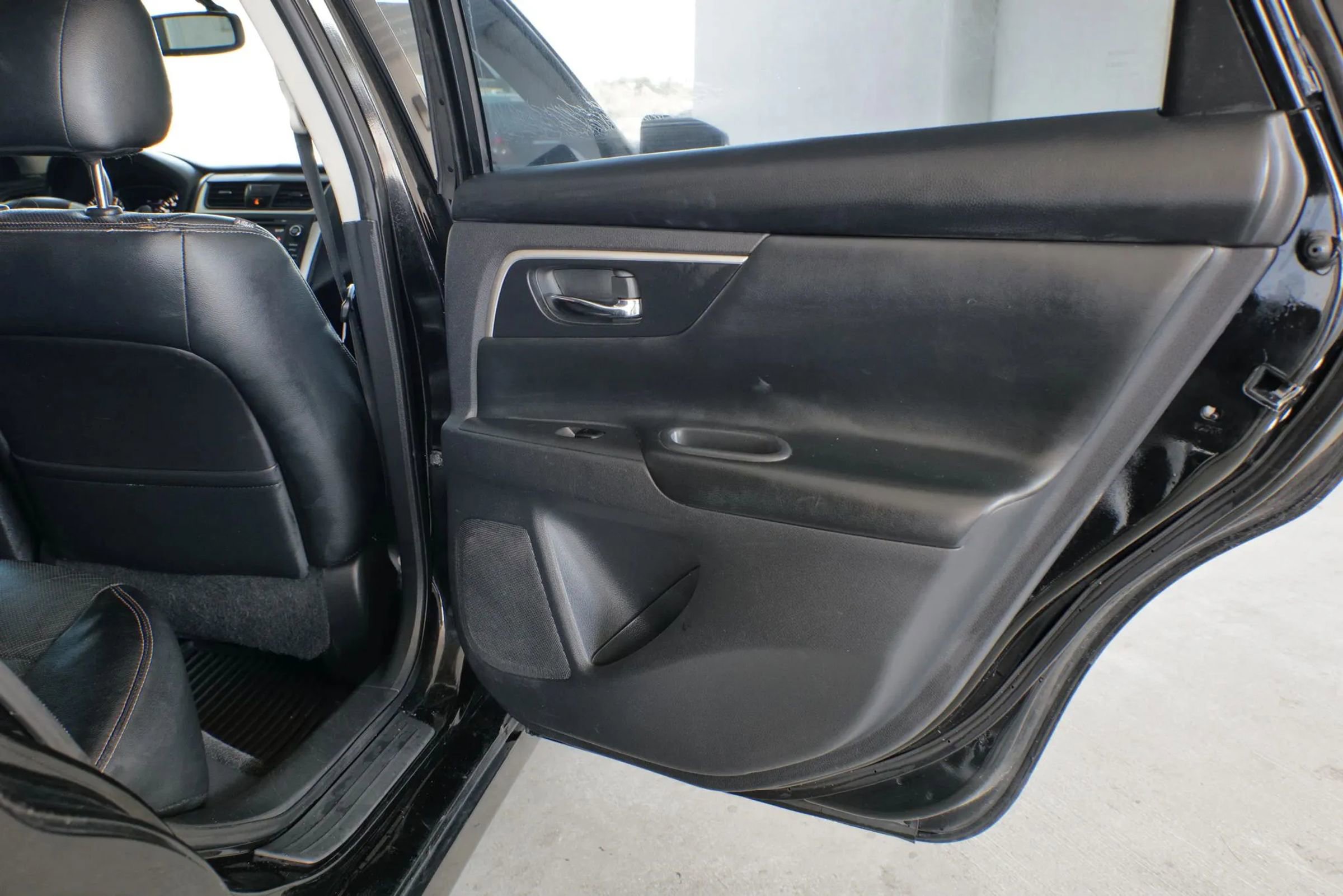 Used 2017 Nissan Altima 2.5 SL w/ 2.5 Technology Package image 31