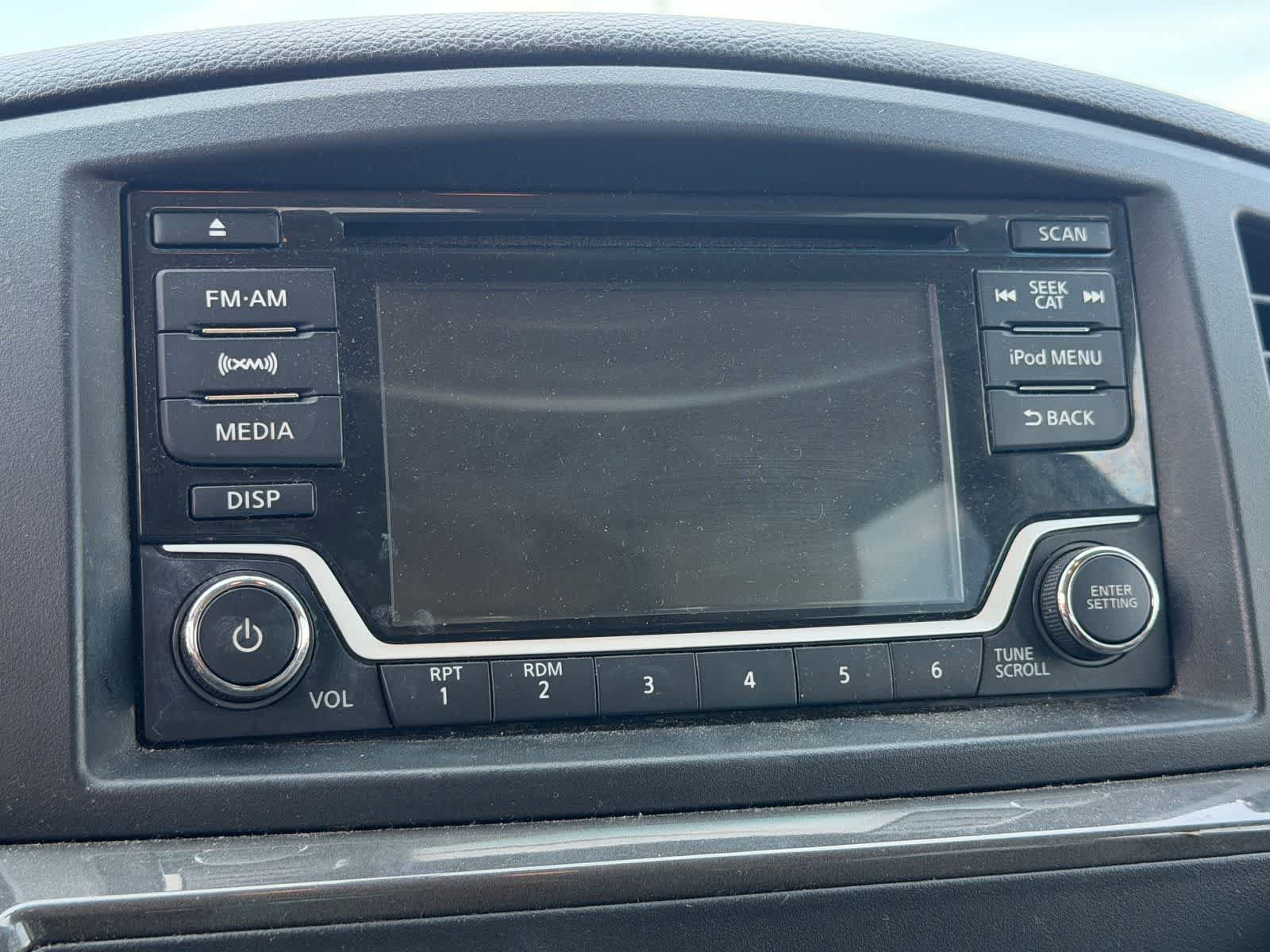 Used 2015 Nissan Quest SL FWD image 16