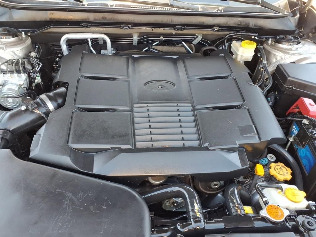 Used 2017 Subaru Outback 3.6R Limited AWD/4WD image 16