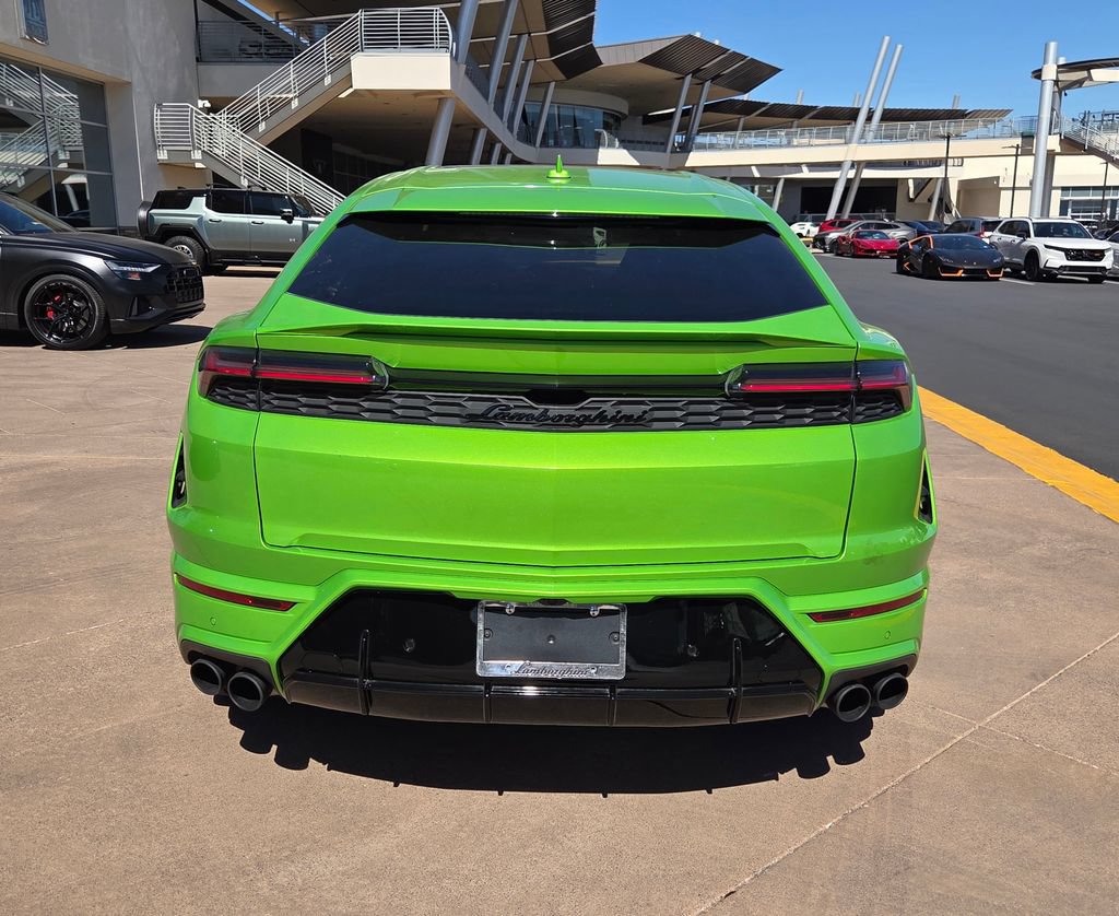 Used 2025 Lamborghini Urus SE AWD/4WD image 8