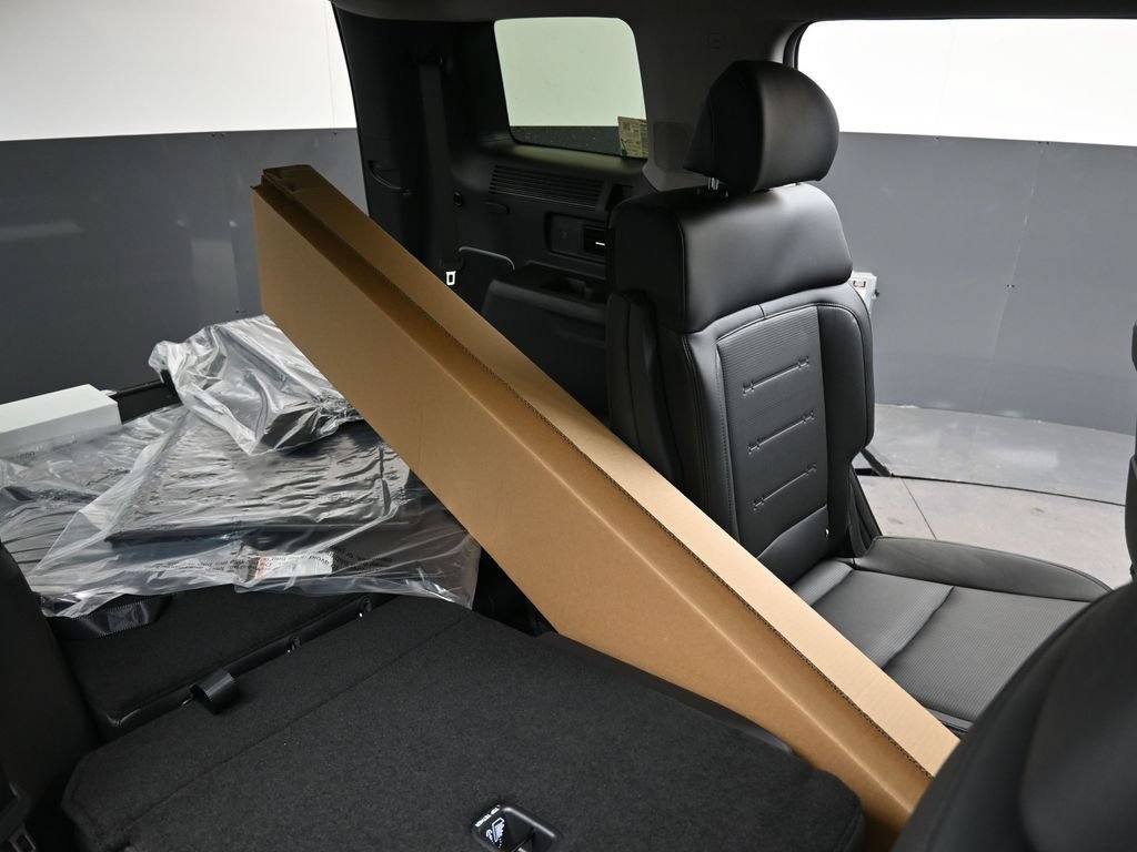 New 2026 Hyundai Santa Fe Limited AWD/4WD image 16