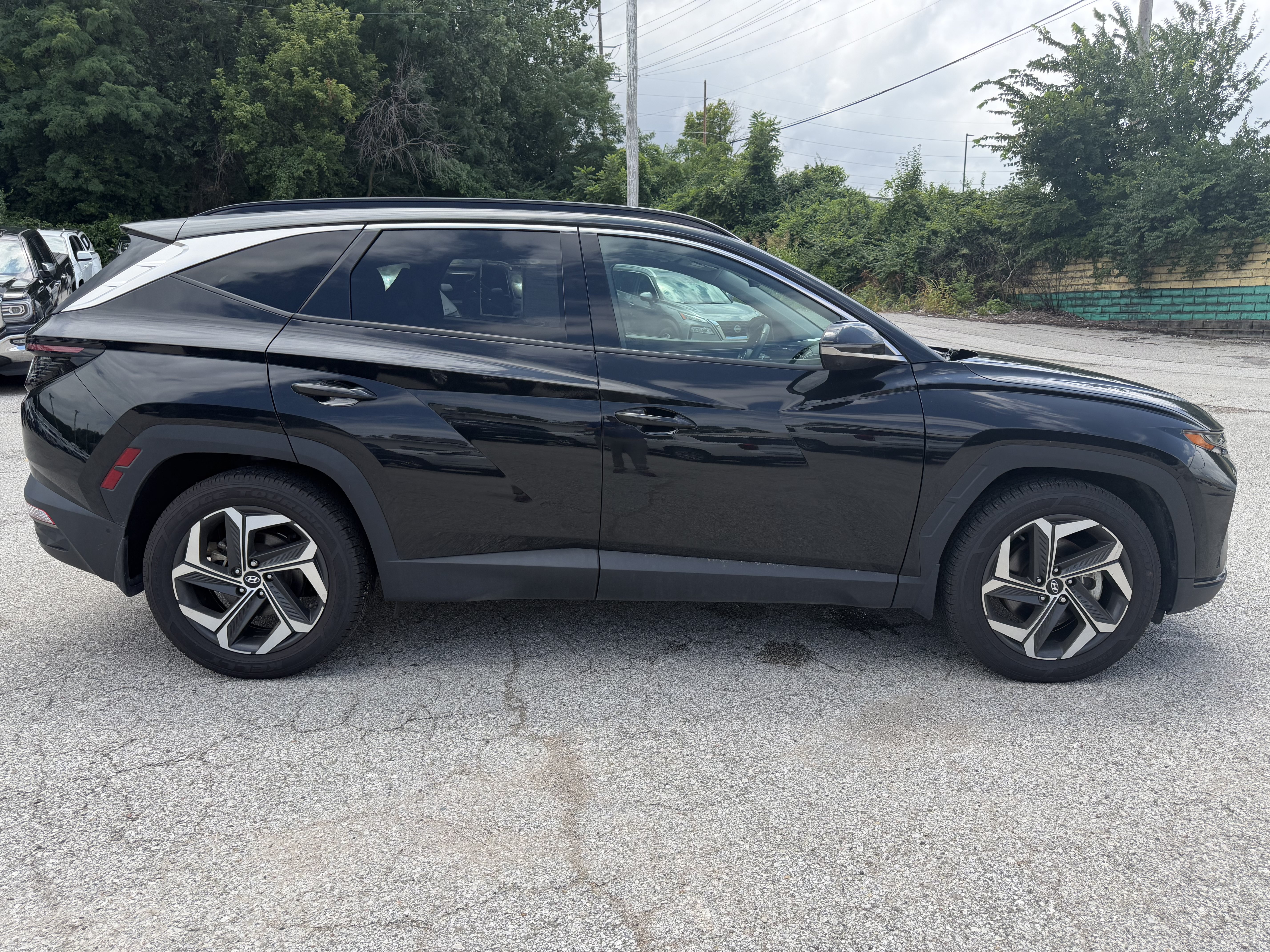 Used 2022 Hyundai Tucson Limited w/ Cargo Package FWD image 8
