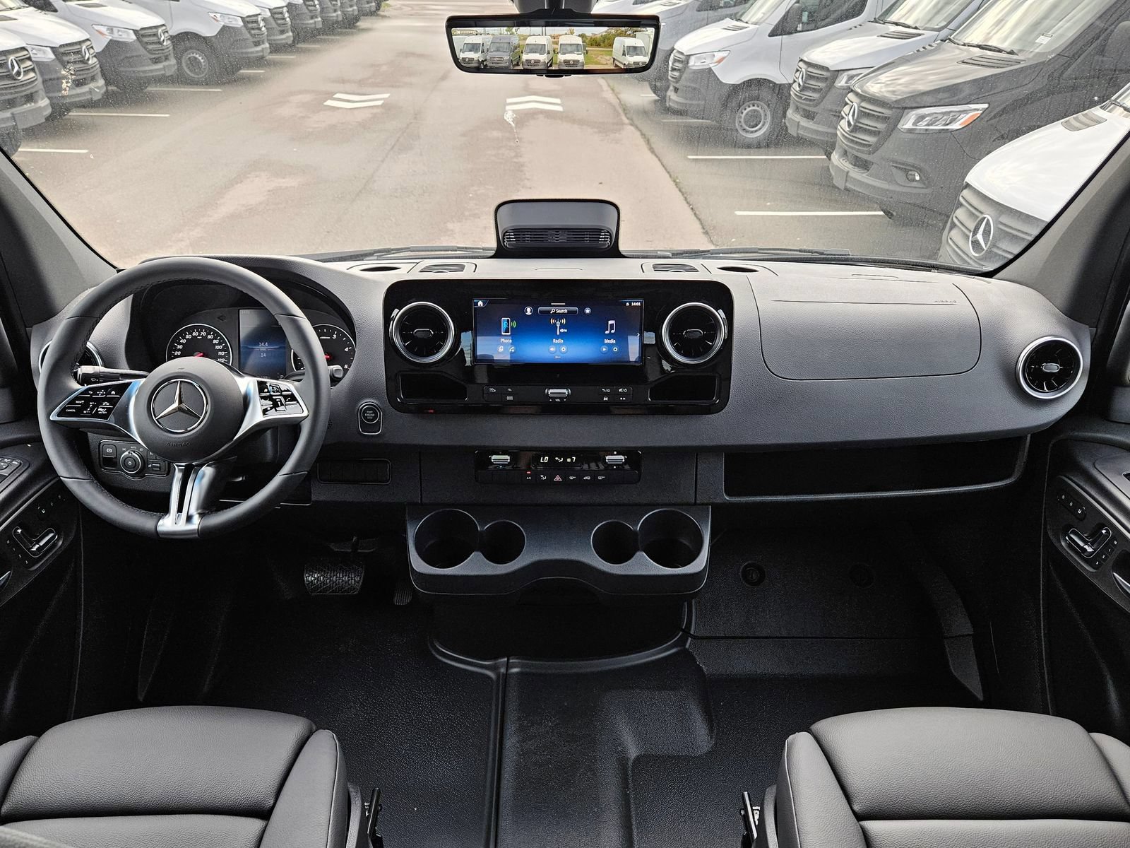New 2025 Mercedes-Benz Sprinter 2500 image 15