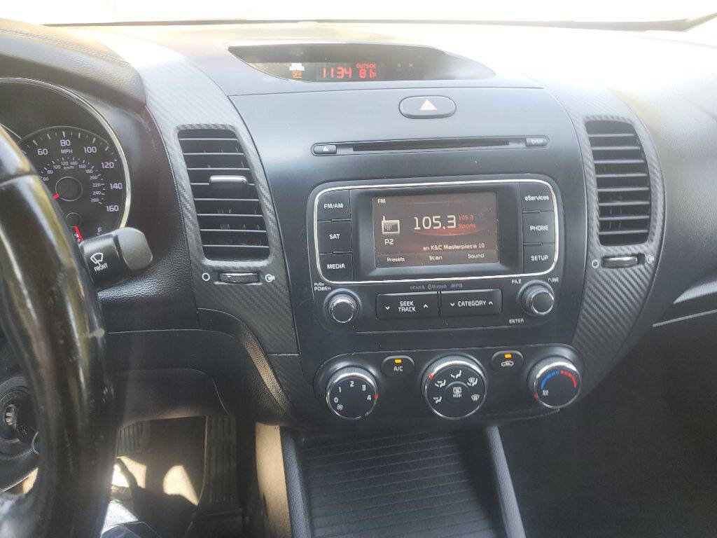 Used 2014 Kia Forte EX FWD image 18