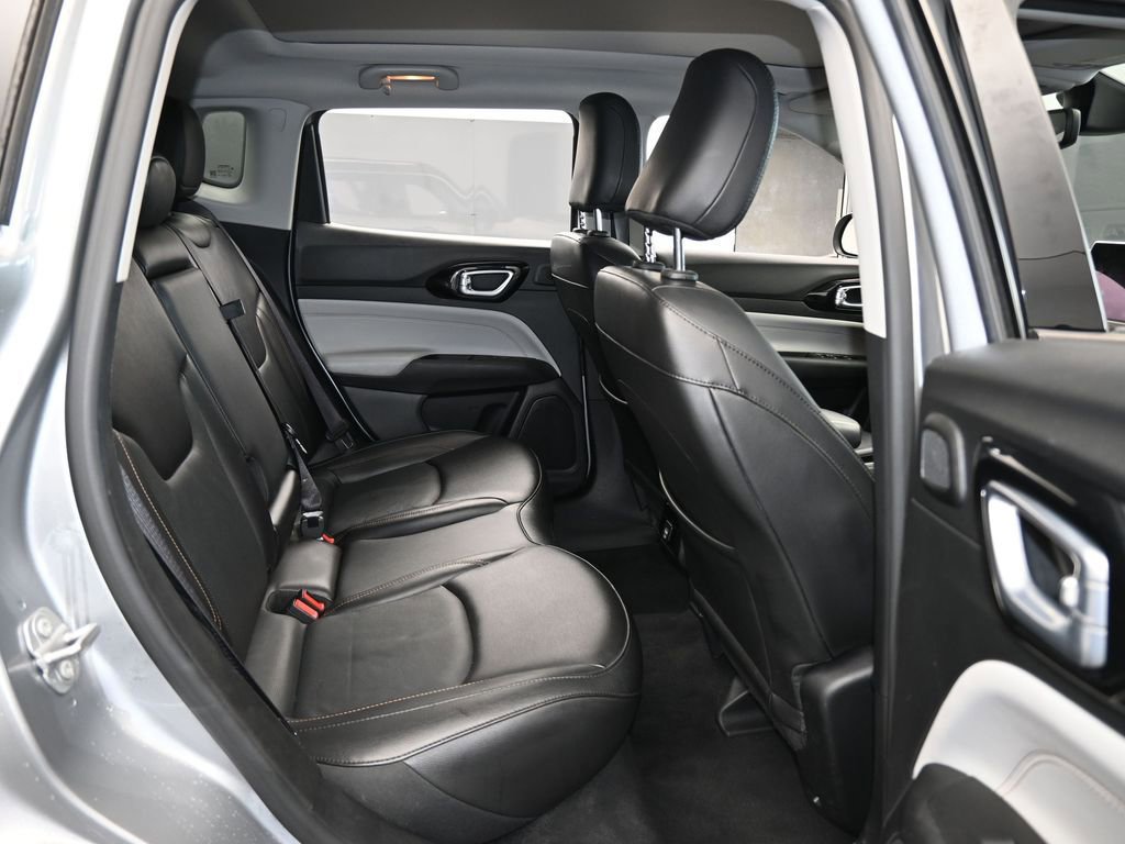 Used 2022 Jeep Compass Limited w/ Sun and Sound Group image 39