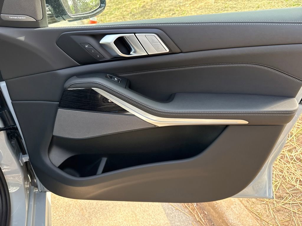 New 2026 BMW X7 xDrive40i image 29