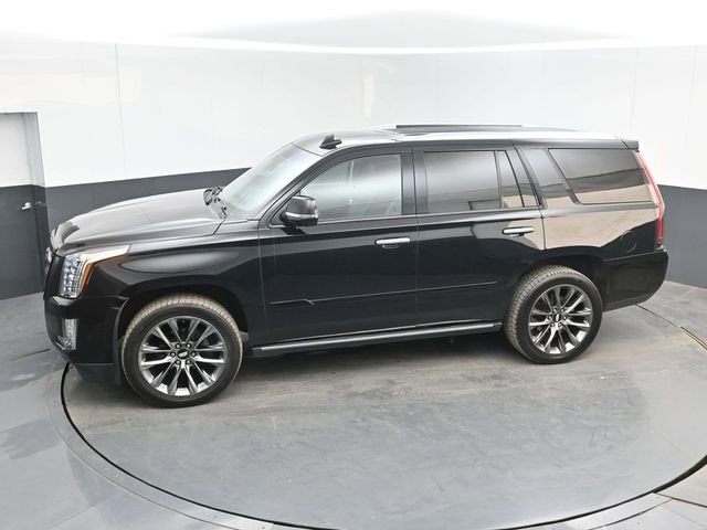 Used 2019 Cadillac Escalade Premium Luxury w/ Escalade Sport Edition AWD/4WD image 40