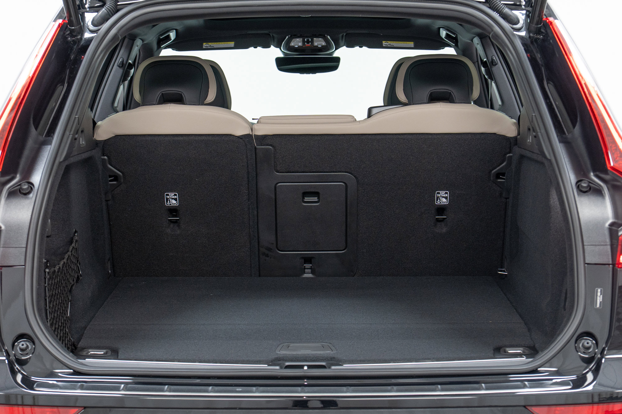 New 2026 Volvo XC60 T8 Plus w/ Protection Package Premier image 10