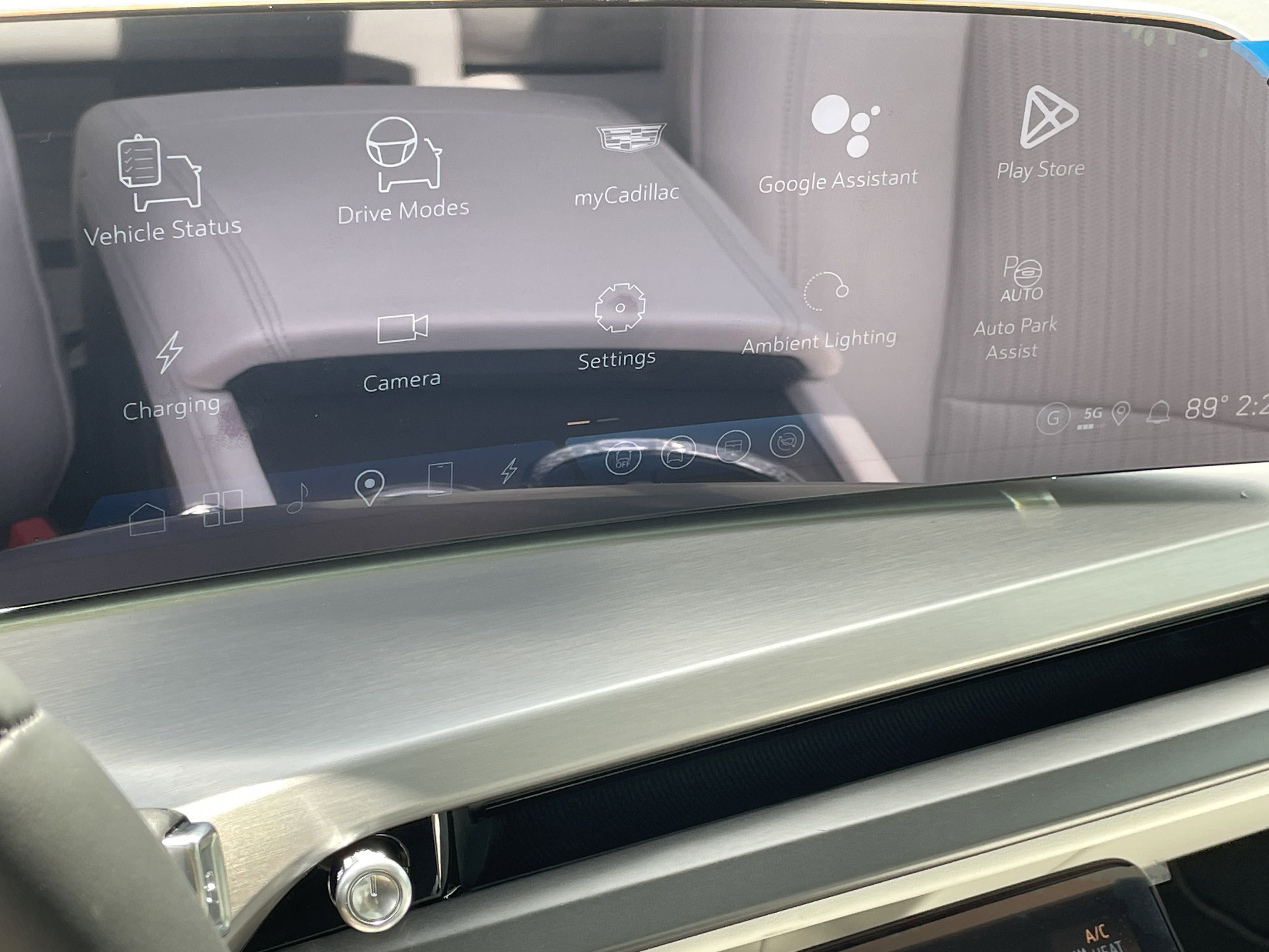 New 2026 Cadillac Vistiq Luxury image 23